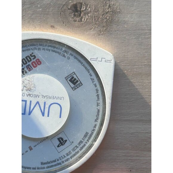 Tiger Woods PGA Tour 08 Sony PSP Video Game Disc 2007 - Picture 3 of 6